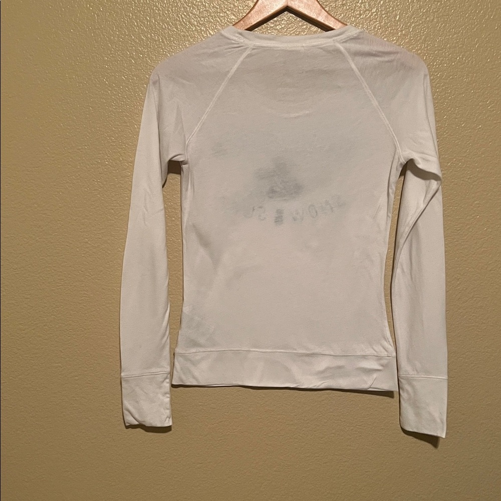Hollister White Snow & Surf Long Sleeve Tee - Picture 2 of 2